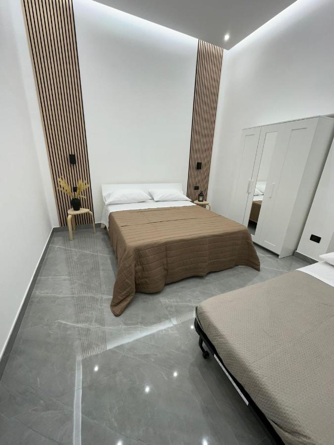 Dg Lovely Home Napoli Bagian luar foto