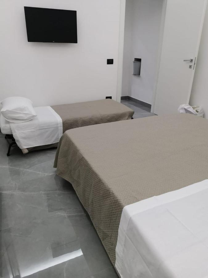 Dg Lovely Home Napoli Bagian luar foto