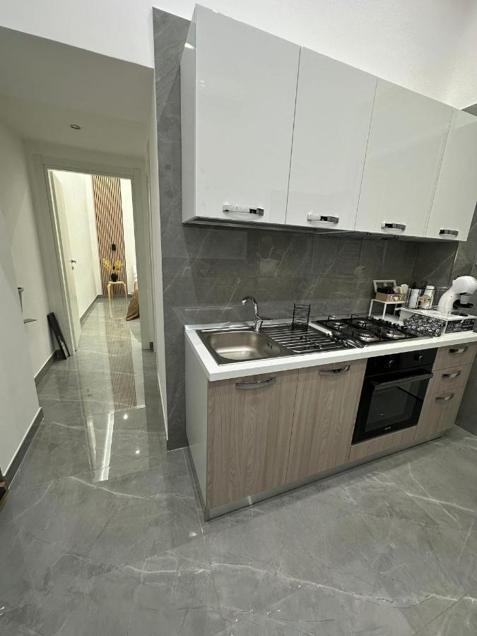 Dg Lovely Home Napoli Bagian luar foto