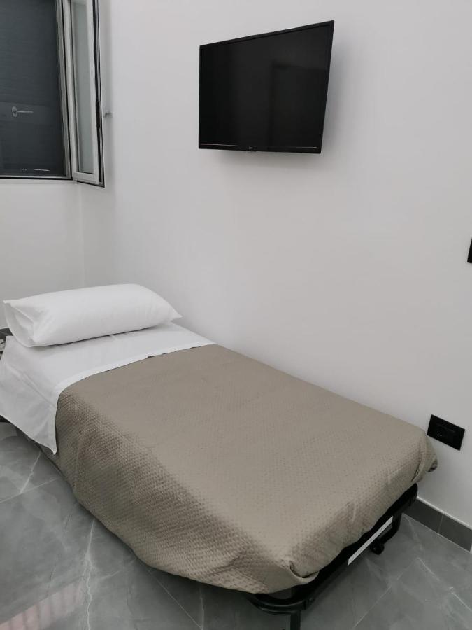 Dg Lovely Home Napoli Bagian luar foto